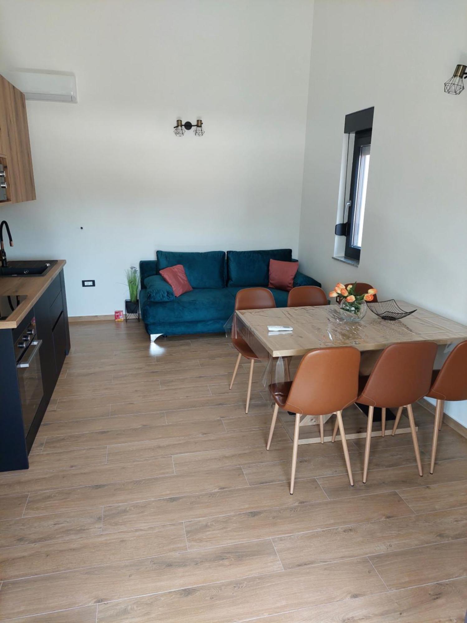 Apartmani Karla Paklenica Стариград-Паклениця Екстер'єр фото