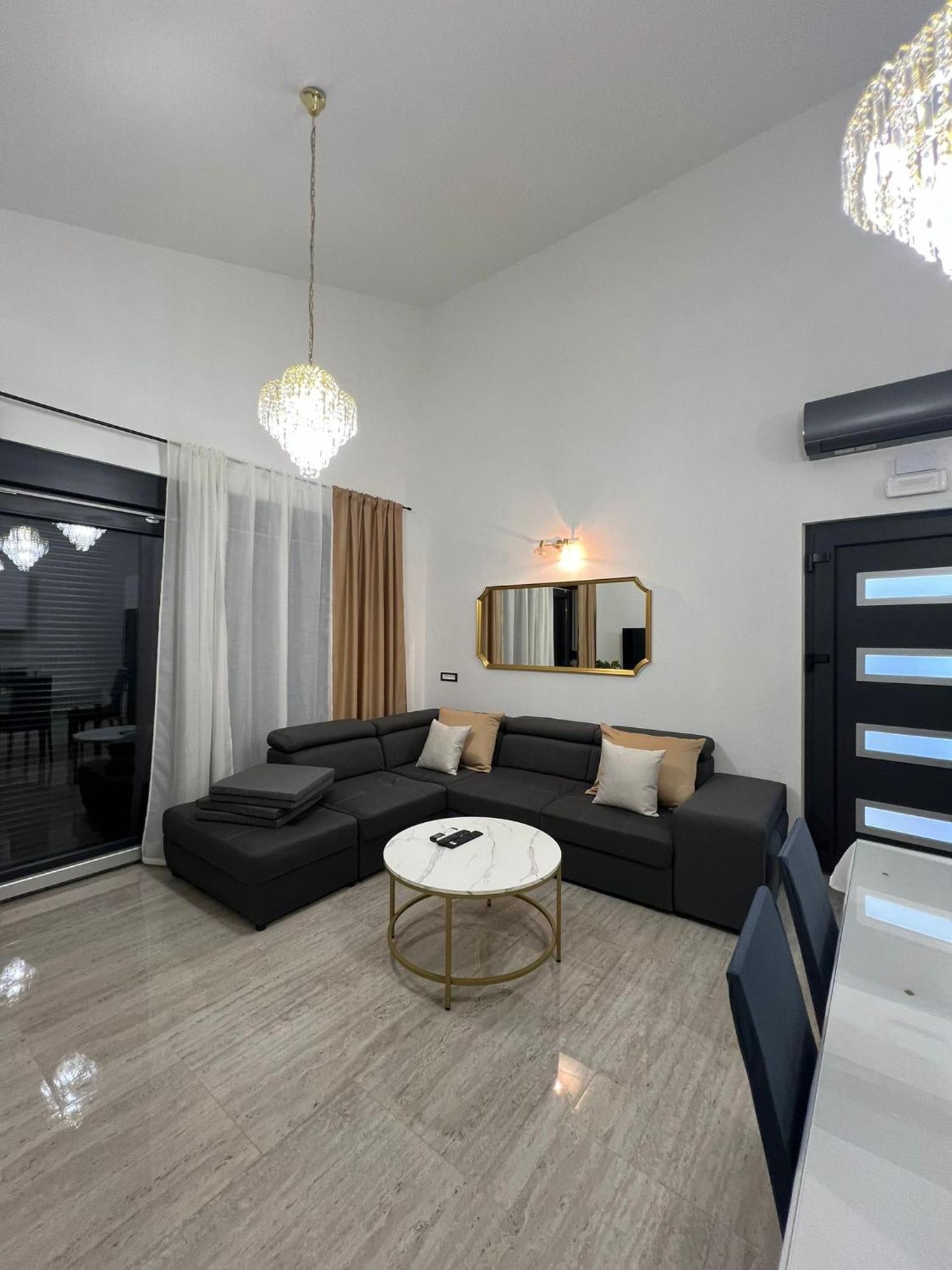 Apartmani Karla Paklenica Стариград-Паклениця Екстер'єр фото