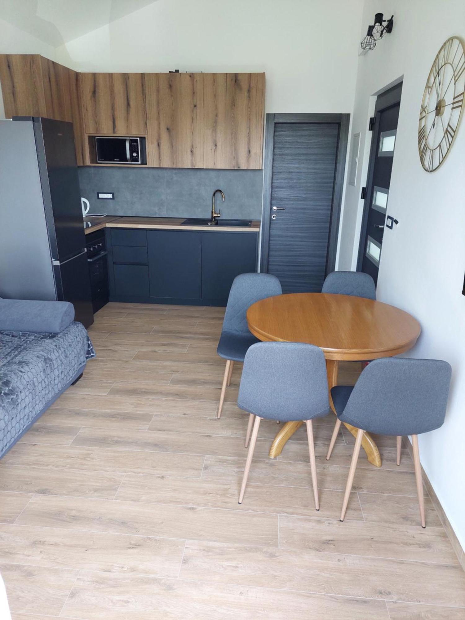 Apartmani Karla Paklenica Стариград-Паклениця Екстер'єр фото